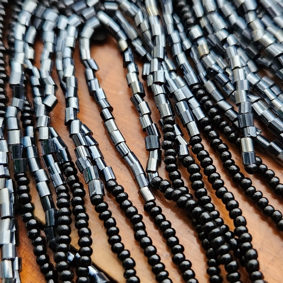 Sold!!! Beautiful Black and Silver Beaded Tassel Earrings - Picture 4 of 16